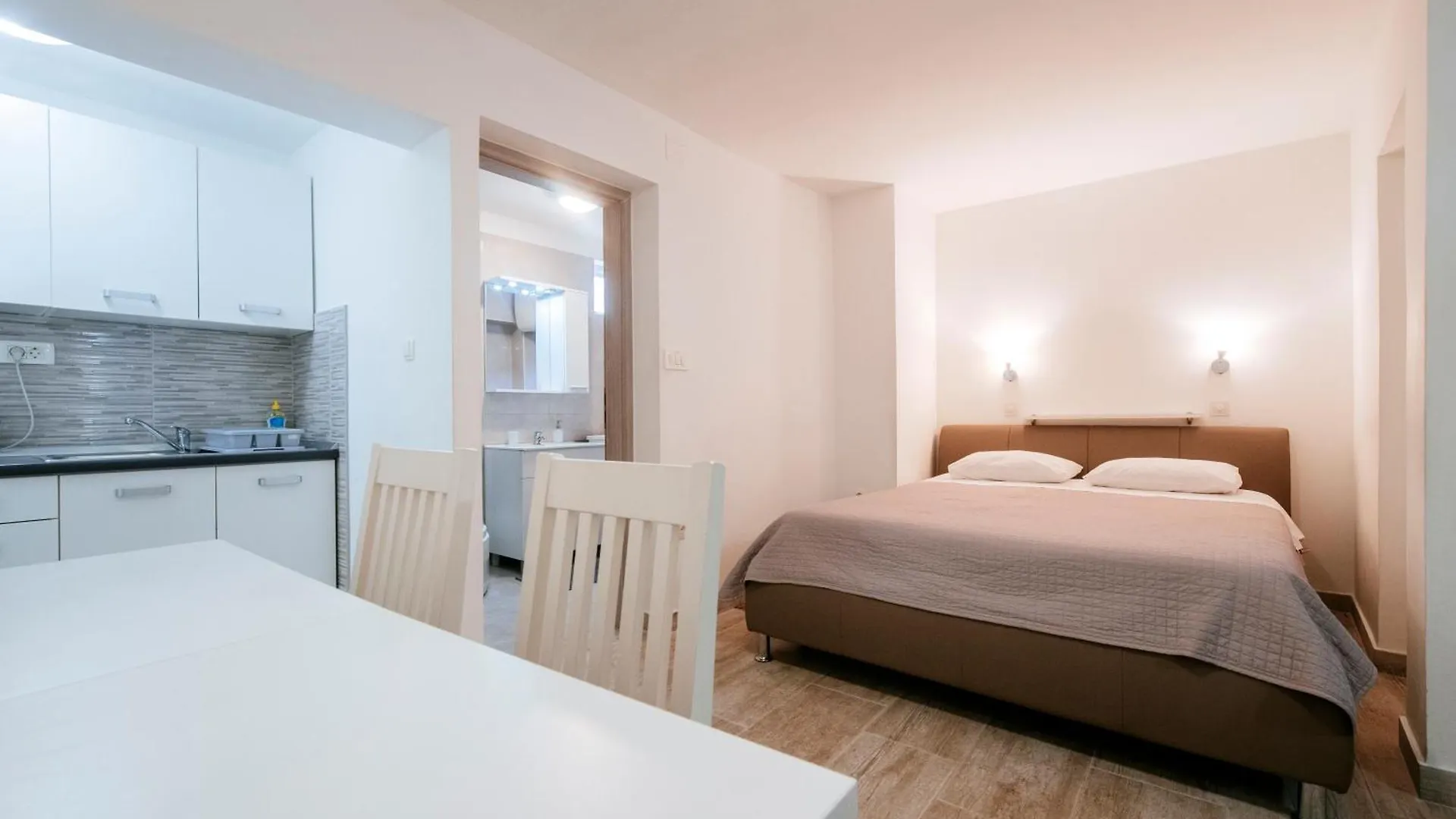 Apartmani Ema Zadar
