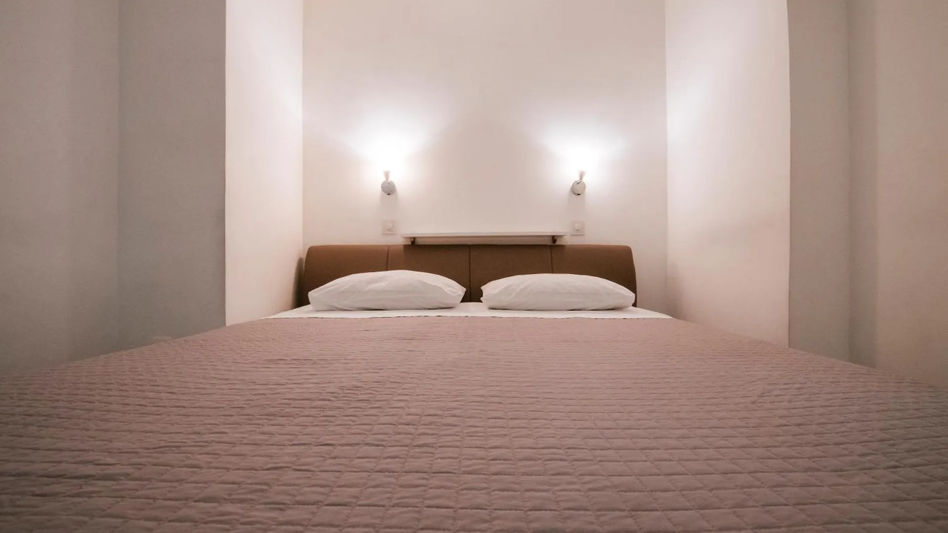 Apartmani Ema Zadar 0*,