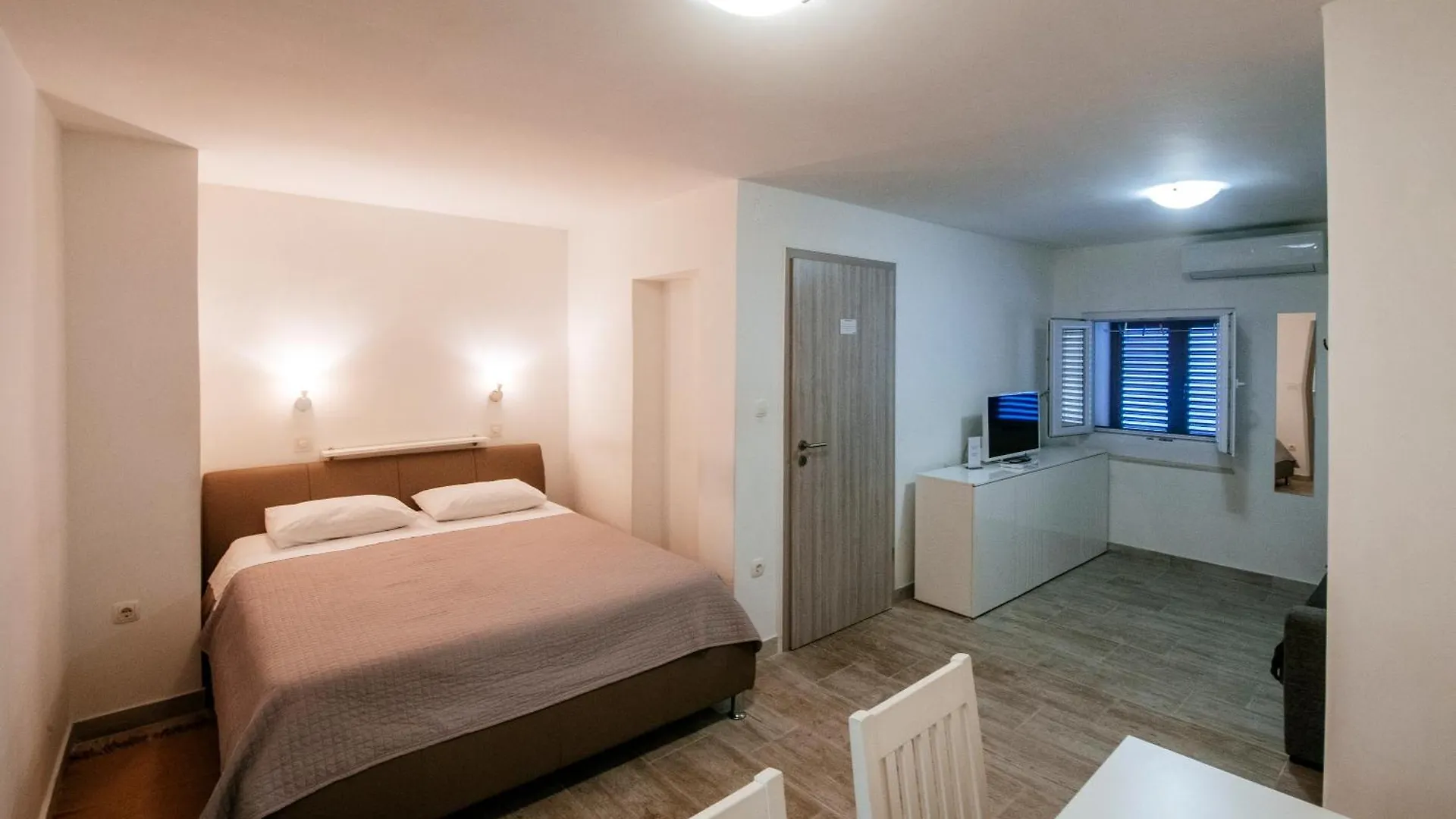 Apartmani Ema Zadar Apartment