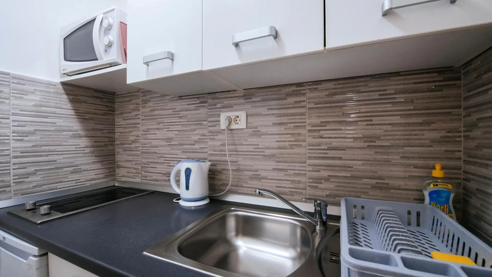 Apartmani Ema Zadar 0*,